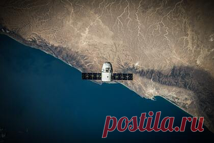 Компания из США предложит дозаправку гидразином на орбите. Американская компания Orbit Fab, разрабатывающая инфраструктуру для дозаправки космических аппаратов в космосе, начнет предлагать гидразин в качестве топлива для спутников, находящихся на геостационарной орбите, уже в 2025 году. Стоимость услуг стартапа оценивается в 20 миллионов долларов. Об этом сообщает SpaceNews.