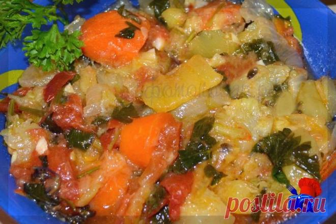 Самое летнее блюдо! Это Вам не магазинная "каша", а настоящая овощная икра :) Одновременно является как самостоятельным вторым блюдом так и закуской к праздничному или вечернему ужину в компании друзей. Съедается в лет, особенно на природе, на даче под шашлычек и ....