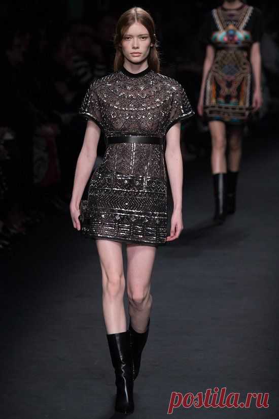 Valentino осень-зима 2015-2016