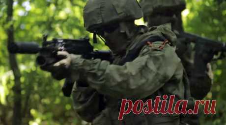 Активная оборона занятых рубежей: российские ВС отразили атаки ВСУ на пяти направлениях в зоне СВО. На Сватовском и Краснолиманском направлениях подразделения группировки войск «Центр» отразили девять атак ВСУ, уничтожив более 150 боевиков. При этом восемь военнослужащих Нацгвардии Украины сдались в плен. Вдобавок, бойцами Южной группировки войск были отражены атаки штурмовых групп ВСУ на Лисичанском, Александро-Калиновском и Соледаро-Артёмовском направлениях. Между тем, по данным американских…