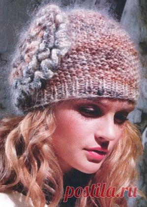 Связать шапку спицами