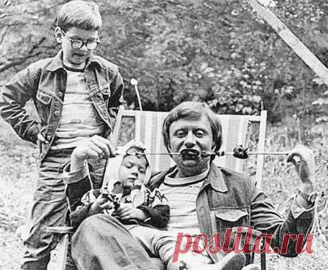 Знаменитости в кругу семьи / Назад в СССР / Back in USSR