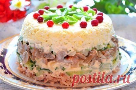 Подборка салатов со свежими ОГУРЧИКАМИ
1. Куриный салат с яйцами и грибами.
2. Салат с курицей, сыром и сухариками
3. Безумный салат.
4. САЛАТ «ОРГАЗМ» (ДЛЯ СКРОМНЫХ- «ВОСТОРГ»)
5. Салат Зодиак.
6. Салат «Неженка».
7. Салат «Радуга».
8. Салат из крабовых палочек.
9. Салат с курицей и овощами.
10. Салат &quot;Вкусняшка&quot;.