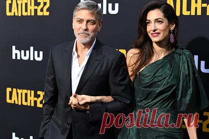 60-летний Джордж Клуни вновь станет отцом близнецов. Американский актер Джордж Клуни вновь станет отцом близнецов. Источники издания рассказали, что 60-летний артист и его 43-летняя жена, юристка Амаль Аламуддин, скоро станут родителями. По их словам, у супруги Клуни заканчивается третий триместр беременности. У пары родятся близнецы.