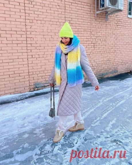 Нежный шарф вязаный спицами Нежный шарф вязаный спицамиАвтор: nadin_osipovaСвязан из пряжи Yarn Art Belissimo, спицы 7Набрать 45 петель.Расход 1,5 мотка.Длина 240 см, ширина 37 см.