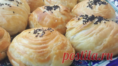 Супер Слоеное Самса . Очень Простой Рецепт..Qatlari kop chikadigan somsa Макарон плов https://youtu.be/V0w_sAar8hQКефирные лепешкиhttps://youtu.be/tWNOj6XbpbkЛепешки с начинкойhttps://youtu.be/uXYSIbaPvSQГолубцы Долма Шурпаhttps:/...