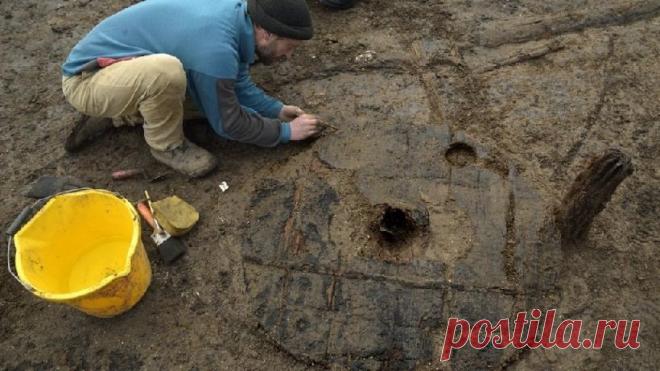 Голландские строители обнаружили тысячи артефактов в бывших каналах Амстердама | История