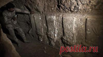 Археологи нашли в туннелях под Мосулом которые прорыли боевики древний дворец