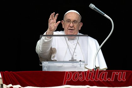 Папа Римский призвал к разоружению. Папа Римский Франциск заявил, что разоружение является моральным долгом международного сообщества. Он призвал к нему по окончании традиционной воскресной проповеди на площади Святого Петра в Ватикане. Понтифик напомнил, что 5 марта во второй раз будет отмечаться Международный день просвещения по вопросам разоружения.