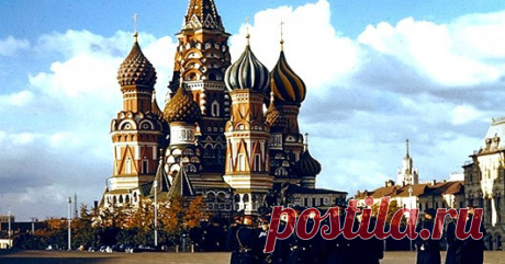 СССР 50-х глазами немецкого фотографа Мало кто знает, но война СССР с Германией закончилась не в мае 1945 года, а лишь 25 января 1955-го, вместе с указом Президиума ВС О прекраще...