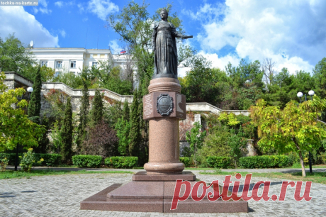 Город русских моряков... Легендарный Севастополь.