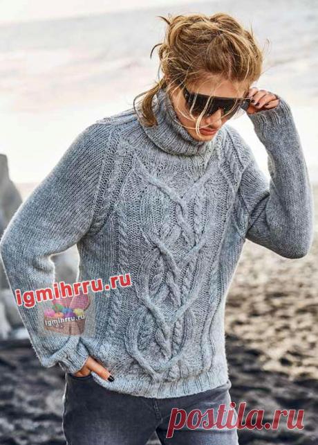 Серый свитер с переплетениями из «кос». Вязание спицами со схемами и описанием