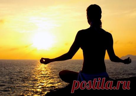 Семь внутренних законов для обретения гармонии 

1. «Мысли материальны» 

Все, что мы собой представляем – результат того, что мы думаем. Если человек говорит или действует с дурными мыслями, его преследует боль. Если же человек говорит или действует с чистыми намерениями, за ним следует счастье, которое, как тень, никогда его не оставит.
Показать полностью…