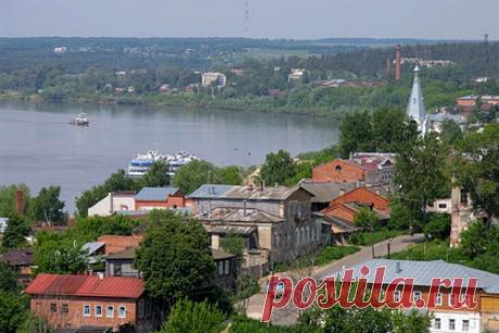 В Рязанской области пройдет фестиваль народного творчества. В городе Касимов Рязанской области 4 сентября пройдет фестиваль народного творчества «Золотая ладья». Как уточняет со ссылкой на организаторов мероприятия «Интерфакс», в день фестиваля гости и жители Касимова смогут стать свидетелями восстоздания исторической ярмарочной площади города.