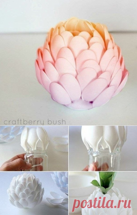 Вазочка из пластиковых ложек