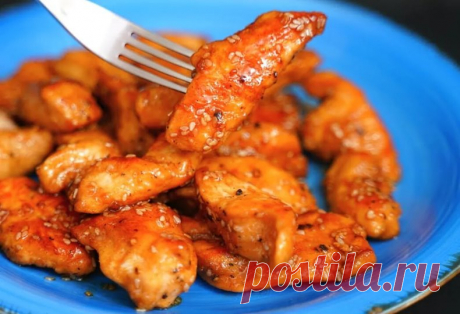 Мясо тает во рту как масло - нежное куриное филе
Сегодня я покажу как приготовить мясо очень сочным, мягким и нежным, а сверху оно будет покрыто легкой "бархатной" корочкой. Вы можете использовать любое мясо.
Ингредиенты:
- Куриное филе – 500-600 г
Для маринада:
- Соевый соус – 1 ст.л.
- Черный молотый перец – по вкусу
- Белок – 1 шт.
- Крахмал – 1 ст.л.
- Яблочный уксус 6% - 1 ст.л. (можно заменить лимонным соком или рисовым уксусом)
Для соуса:
- Соевый соус – 4 ст.л.
-...