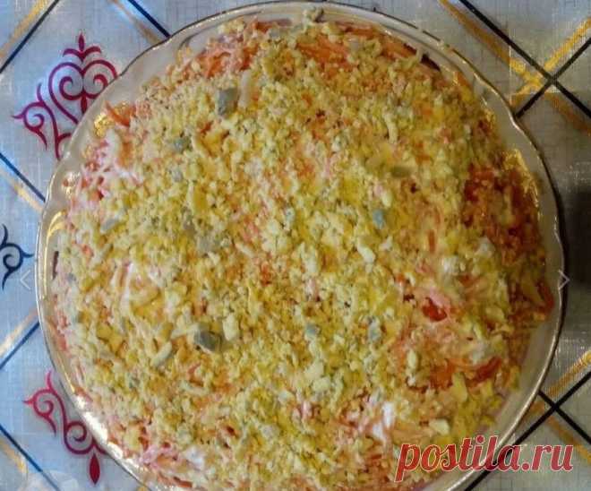 БУМ РЕЦЕПТОВ в Instagram: «Угостили на дне рождении необычным салатом. 😃😃😃 ⠀ Вкусно, не передать словами. 😋 ⠀ Приехала домой и на следующий же день приготовила его…»