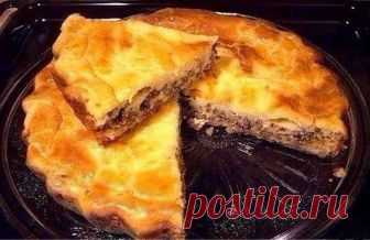Заливной мясной пирог. Легче рецепта просто не бывает! Это дважды потрясающий пирог! Во-первых его элементарно просто готовить, а во-вторых он очень вкусный!