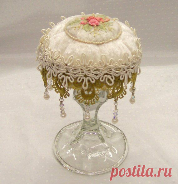 Victorian Vintage Look PinCushion Silk Ribbon от DebiDesigns