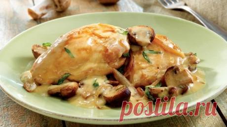 КУРИЦА В СМЕТАНЕ