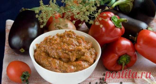 Икра из баклажанов на зиму - самые вкусные рецепты приготовления, пальчики оближешь!
Очень вкусная закуска и в праздники и в будни! Всегда запасаюсь впрок, но до конца зимы не стоит! Съедается все до остатка, попробуйте приготовить и вы!