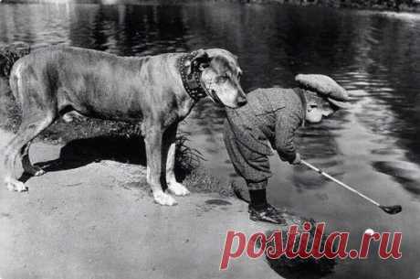Настоящий друг. Снимок сделан в 1920-ом году. :)