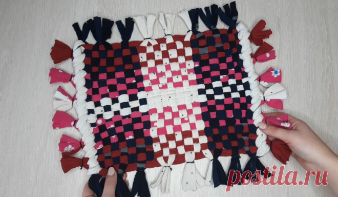 Как сплести коврик из старых колготок.