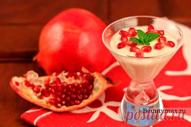 Мусс из белого шоколада с йогуртом - легкий в приготовлении, но очень вкусный десерт.