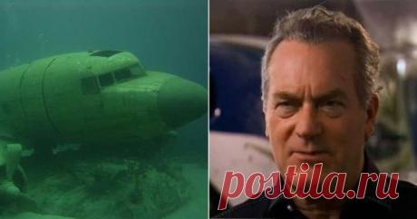 Бермудский треугольник: теории и факты Первым особенности Бермудского треугольника заметил еще Христофор Колумб, который рассказывал о странной вспышке света и внезапно приключившейся поломке навигационных приборов на его корабле. Но особе...