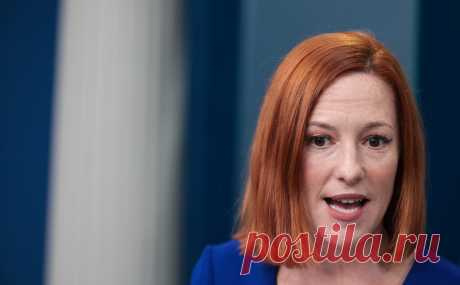 Псаки сообщила о поставках Украине снаряжения на случай химической атаки. Россия настаивает, что программу химического оружия могла разрабатывать Украина. Вашингтон поставляет Киеву защитное снаряжение