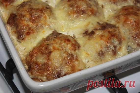 Котлетки-биточки в сметанном соусе | Смачно