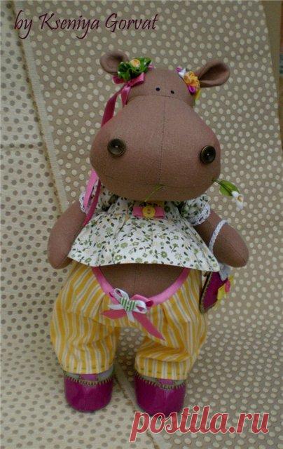 Текстильный бегемотик.