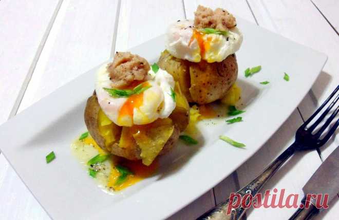 Запеченный картофель с яйцом-пашот в микроволновке. Запеченный картофель с яйцом-пашот в микроволновкеТрудно представить современную кухню без микроволновой печи (микроволновки). Большое заблуждение думать, что микроволновка может только разогреть и (или) разморозить пищу. В микроволновке можно с успехом готовить, даже только в одном режиме микроволн можно приготовить и суп, и кашу, и тушеные овощи с мясом. А если в микроволновке предусмотрены режимы «гриль», «конвекция» и«выпечка», то очень…