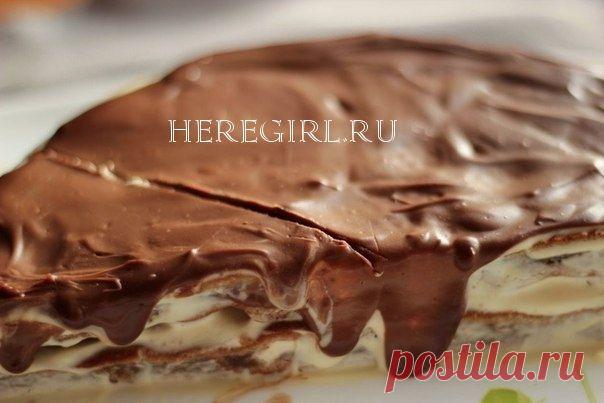 Шоколадный торт со сметанным кремом.