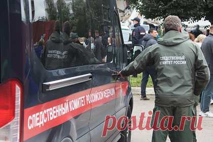 Убийца семьи из Воронежской области собирался устроить побоище во время похорон. Подозреваемый в нападении на отдел полиции в Лисках Воронежской области и расправе над женщиной и двумя детьми Виктор Мирский собирался устроить побоище на похоронах убитых. Он регулярно тренировался. Кроме того, россиянин оборудовал тир с мишенями и манекенами в заброшенном доме.
