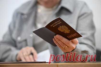 Жителям двух постсоветских стран упростят выдачу паспортов России