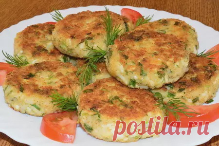 Котлеты из яиц с зеленью
Предлагаю приготовить очень вкусные яичные котлеты. Нежные и мягкие внутри и с аппетитной хрустящей корочкой.

Ингредиенты
рис (сырой) - 100 гр. (сварить),
яйца вареные - 5 шт.
яйцо сырое - 1 шт.
лук зеленый ,
укроп, петрушка,
соль, специи ,
сухари панировочные,
масло для жарки.

Пошаговый рецепт приготовления
К вареному рису добавить резаный зеленый лук, укроп, петрушку, тертые на крупной терке вареные яйца, сырое яйцо, соль, специи и хорошо разме...