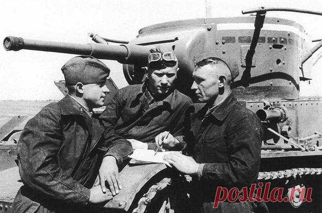 Неизвестный Халхин-Гол: как Красная Армия разгромила японцев Бои на Халхин-Голе — необъявленный локальный вооружённый конфликт, продолжавшийся с весны по осень 1939 года у реки Халхин-Гол на территории Монголии (примерно 900 км на восток от Улан-Батора) недалек…