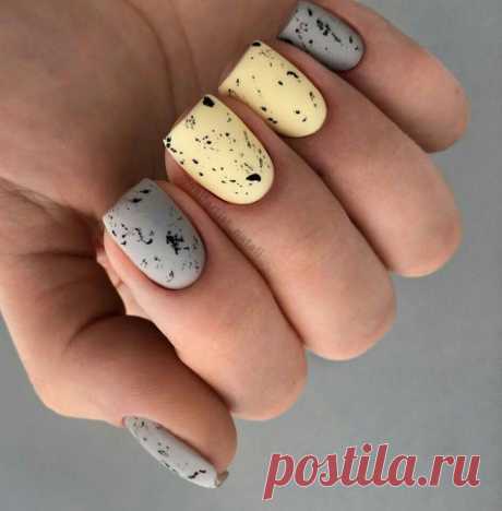 Рассказываем о модных тенденциях и красивых идеях маникюра на короткие ногти 2023