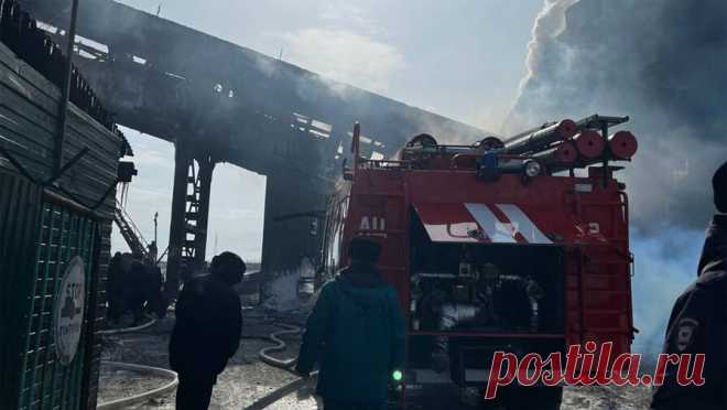 В экстренных службах назвали возможную причину взрыва на ТЭЦ в Туве. Причиной взрыва в трехэтажном здании Шагонарской ТЭЦ в Туве, могла стать детонация угольной пыли. Об этом рассказал РИА Новости представитель экстренных служб. По его словам, в 4:42 по московскому времени в экстренные службы поступила ...