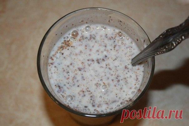 Полезнейший и очень простой завтрак-чистка! 

Кушаю эту смесь практически каждое утро и чувствую легкость весь день. Готовится простяцки и буквально за 5 минут, а пользы море. 

Ингредиенты: 
Показать полностью…