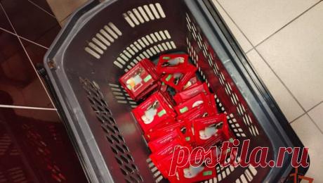 Иркутянин украл из магазина 58 шоколадок. В Иркутске правоохранители задержали 46-летнего местного жителя, который совершил "сладкое" ограбление. Мужчина вынес из сетевого супермаркета десятки плиток шоколада, не заплатив за них. Об этом сообщили в пресс-службе ...