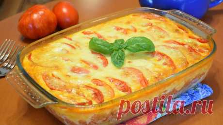 Кабачковая запеканка с мясной начинкой и простой сметаной заливкой-Одна Минута Запеканка из кабачков и с мясом получается очень сочной. Прекрасно дополняет картофельное пюре.