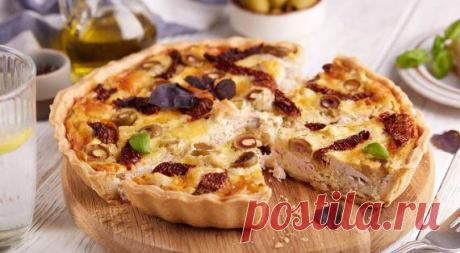 Закусочные пироги: 8 простых рецептов — читать на Gastronom.ru Закусочные пироги способны украсить любой столхоть праздничный, хоть повседневный. Это отличная альтернатива привычным бутербродам, плотным салатам, а в некоторых случаях даже основному блюду. О том, какое тесто выбрать, как правильно приготовить нач