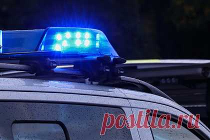 Десять человек пострадали в результате стрельбы на вечеринке в Италии. Студенческая вечеринка в яхт-клубе «Сан-Вито» в городе Таранто на юге Италии закончилась стрельбой. Ранения получили десять человек. Согласно реконструкции, стрельба произошла в разгар драки между молодыми людьми из двух разных районов Торонто — Тамбури и Гротталье. Открывший огонь был задержан полицией.
