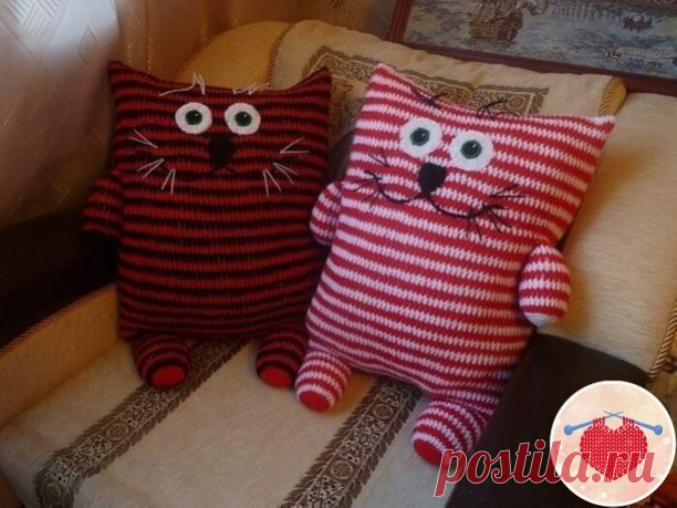Забавные подушечки-коты крючком