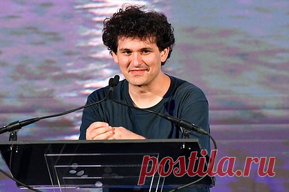 Власти США подали иск к обвалившему крипторынок миллиардеру. Комиссия по ценным бумагам и биржам (SEC) США предъявила гражданский иск к Сэму Бэнкману-Фриду — бывший основатель криптобиржи FTX обвиняется в крупном мошенничестве с ценными бумагами и отмывании денег. Миллиардер втайне от инвесторов FTX перенаправлял средства клиентов в свой хедж-фонд Alameda, поясняет SEC.