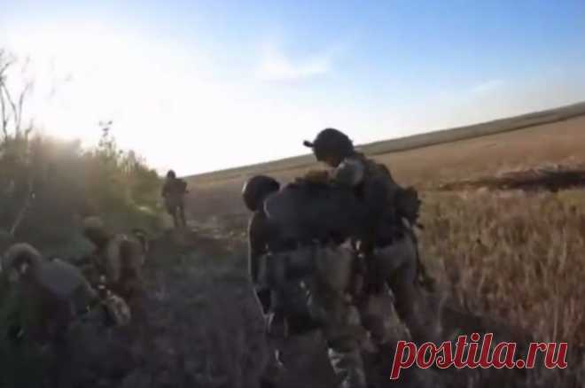 Военный эксперт Литовкин прокомментировал прейскурант на услуги в рядах ВСУ. Эксперт назвал местечковым бизнесом на смерти коммерческие отношения в украинской армии.