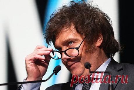 Президент Аргентины заявил об опасности социализма для Запада. Страны Запада отказались от свободы ради социалистической повестки, заявил президент Аргентины Хавьер Милей. «Социализм — это обедняющее явление, которое потерпело неудачу в экономическом, социальном и культурном отношении», — подчеркнул аргентинский лидер, указав, что Запад находится в опасности.