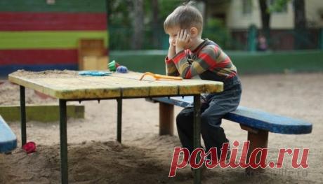 Никто не дружит с ребенком в классе, почему? | Психология
